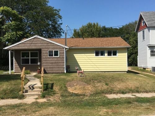 1617 4 St, Nelson IL  61021-2602 exterior