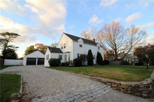 55 Fairview Ave, Coventry, RI 02816-7625