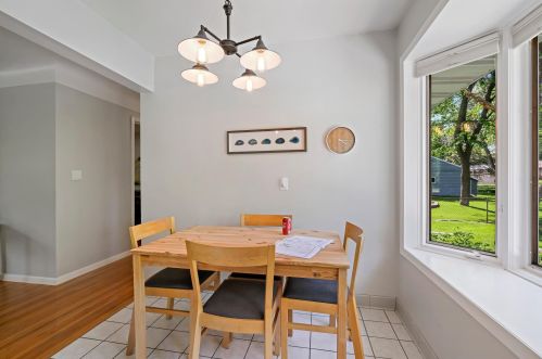 1007 Edgewater Ave, Saint Paul MN  55126-8119 exterior