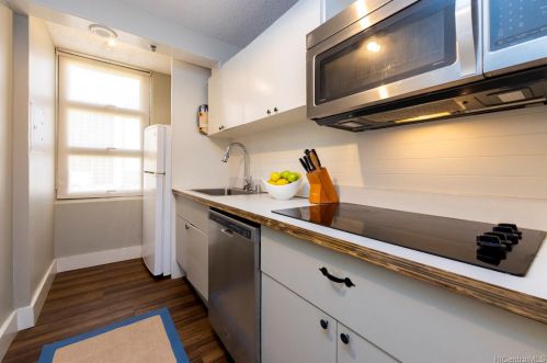 201 Ohua Ave, Honolulu HI  96815-3653 exterior