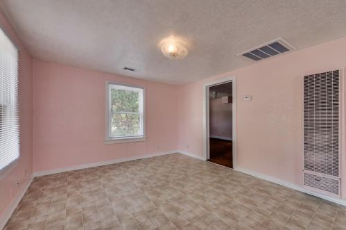 3920 4th St, Fort Worth TX  76107-2016 exterior