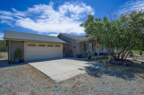 24136 Quail Estates Ln, Tehachapi, CA 93561-5035
