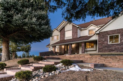 18855 Easter Pl, Denver, CO 80016-2136