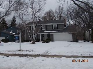 232 Eastern Ave, Hoffman Estates, IL 60010-4667