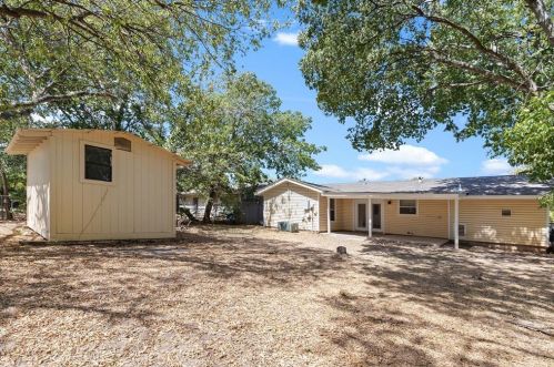 5707 Cedardale Dr, Austin TX  78745-4023 exterior