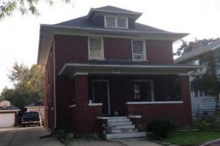 317 Avon St, Aurora, IL 60505-4301