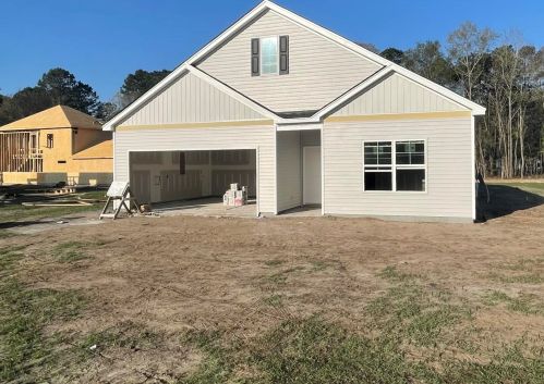 707 Butter Rd, Bonneau, SC 29431-8727