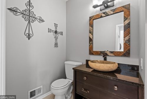 13470 Geneva Way, Saint Paul MN  55124-8594 exterior