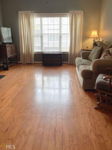 206 Spg Hts Ln, Smyrna GA  30080-3792 exterior