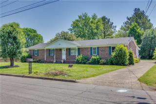 513 Cottonwood St, Pulaski, TN 38478-4524