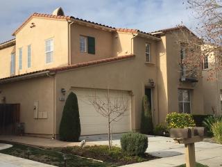8136 Briar Oaks Dr, San Ramon, CA 94582-5255