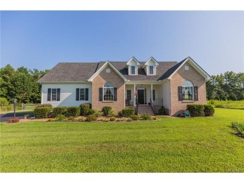 4050 Willow Creek Dr, Disputanta, VA 23842-6819