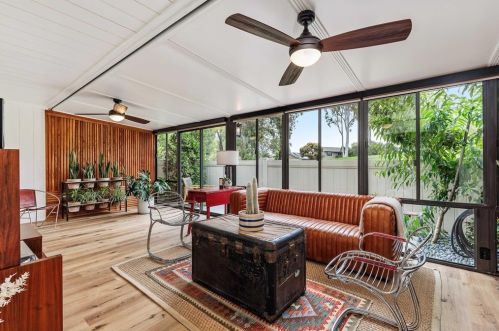 1961 Misty Cir, Encinitas CA  92024-3139 exterior