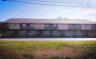 400 Daughtrey Ave, Waco TX  76706-2463 exterior