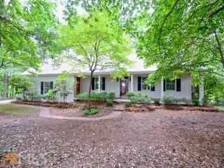 217 Dunleith Dr, Holly Springs, GA 30188-1975