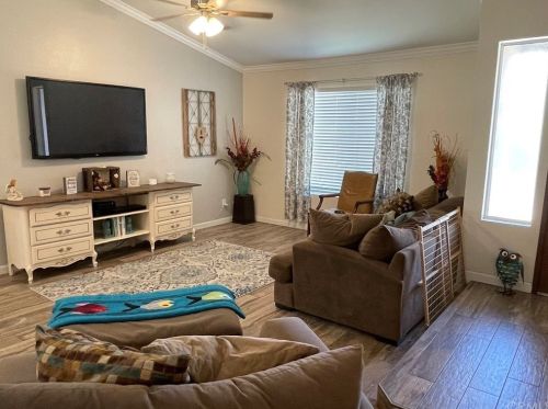 5477 Polo Ct, Riverside CA  92509-5351 exterior