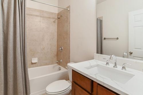 3278 Ferncliff Ln, Atlanta GA  30324-2569 exterior