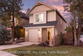 19552 Salmonberry Ct, Bend OR  97702-9166 exterior