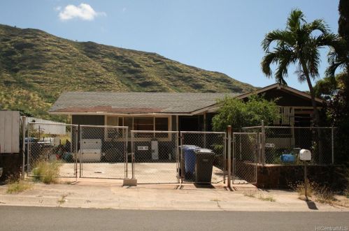 89-159 Naniahiahi St, Nanakuli, HI 96792