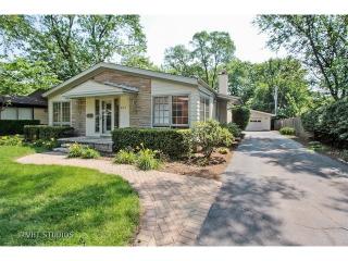 817 Appletree Ln, Bannockburn, IL 60015-2765