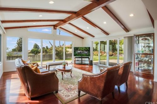 6913 Larkvale Dr, Palos Verdes Estates, CA 90275-2940