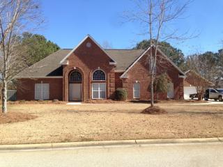 205 Mitculler Ct, Kathleen, GA 31047-2838