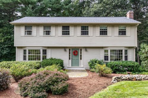 21 Thoreau Dr, Nashua, NH 03062-2452