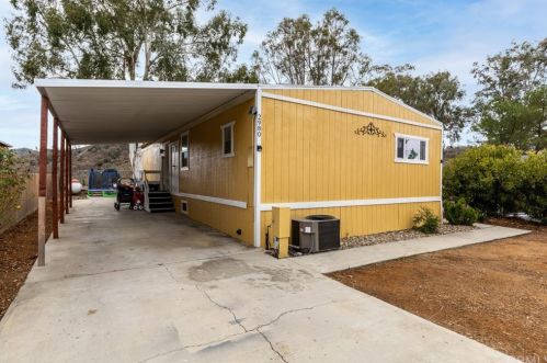 2980 Gold Rush Ln, Lake Nacimiento, CA 93446-4171