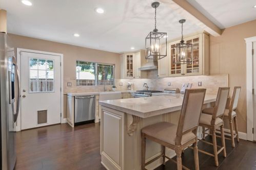 6730 Cielito Way, San Jose, CA 95119-1738