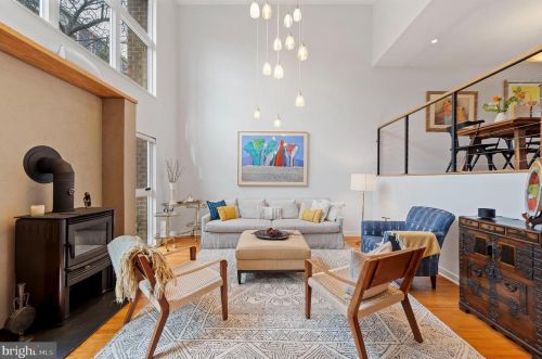 2050 Lombard St, Philadelphia PA  19146-1315 exterior