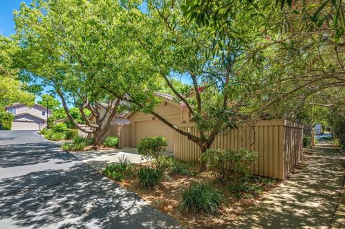8152 Chenin Blanc Ln, Fair Oaks, CA 95628-2830