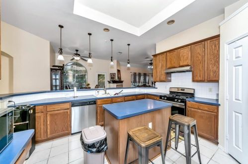 7625 Lawnsberry Dr, Fort Worth TX  76137-4379 exterior