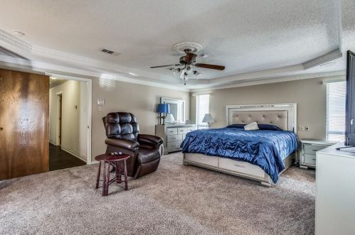 9738 Amberley, Dallas TX  75243-2303 exterior