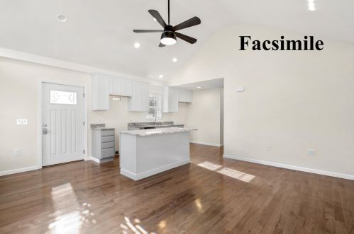 42 Hillside Ave, Derry, NH 03038-2231