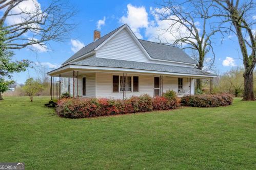1360 Crump Mill Rd, Martin, GA 30557-3032