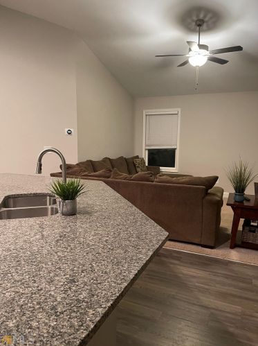54 Crest View Dr, Carnesville GA  30521-3265 exterior