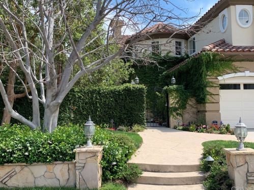 6076 Alexandra Ct, Calabasas, CA 91377-5834