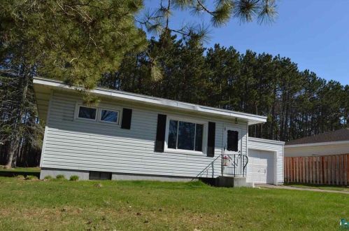 1413 Summit Ave, Scanlon, MN 55720-1346