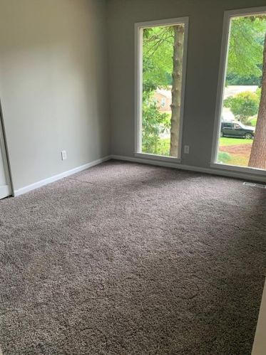 2440 Castle Ln, Marietta, GA 30062-5207