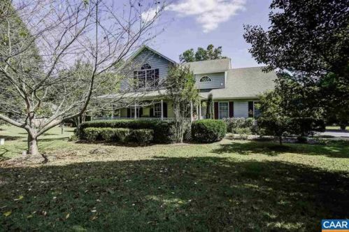 1260 Templeton Cir, Earlysville, VA 22936-9582