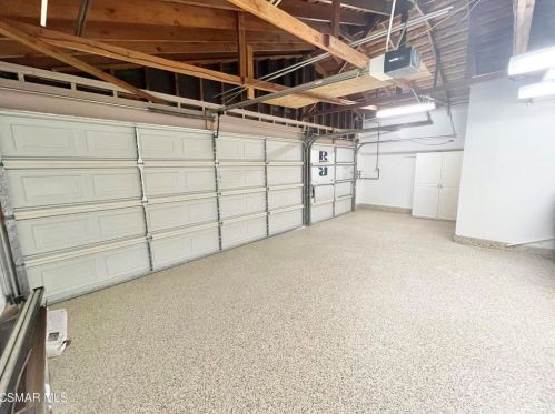 5474 Geoffrey Ave, Simi Valley CA  93063-4123 exterior