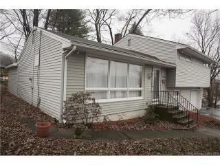 120 Windy Dr, Waterbury, CT 06705-2540