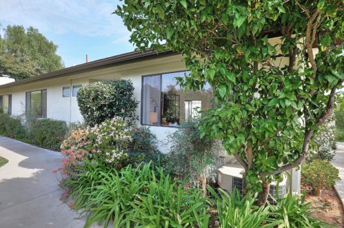 897 Cieneguitas Rd, Santa Barbara, CA 93110-1104