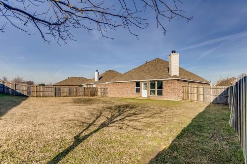 1116 Manhassett Ct, Fort Worth, TX 76140-5764