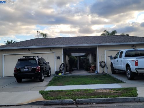 674 Chemeketa Dr, San Jose, CA 95123-3012