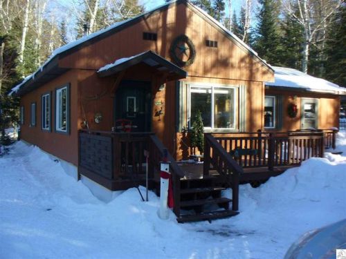 9501 Pine Ln, Britt, MN 55710-8270