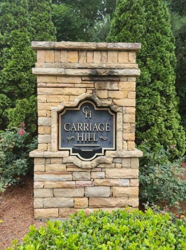 5272 Kershaw Ct, Atlanta, GA 30339-6702