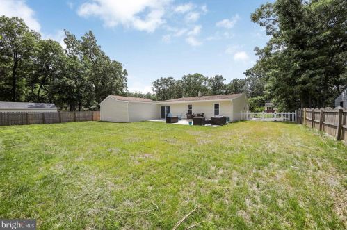 323 Timberline Dr, Mount Laurel NJ  08054-2136 exterior