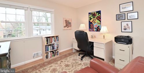 7724 Carrleigh Pkwy, Springfield VA  22152-1307 exterior