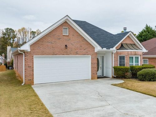 4621 Driftwater Rd, Duluth GA  30096-6284 exterior